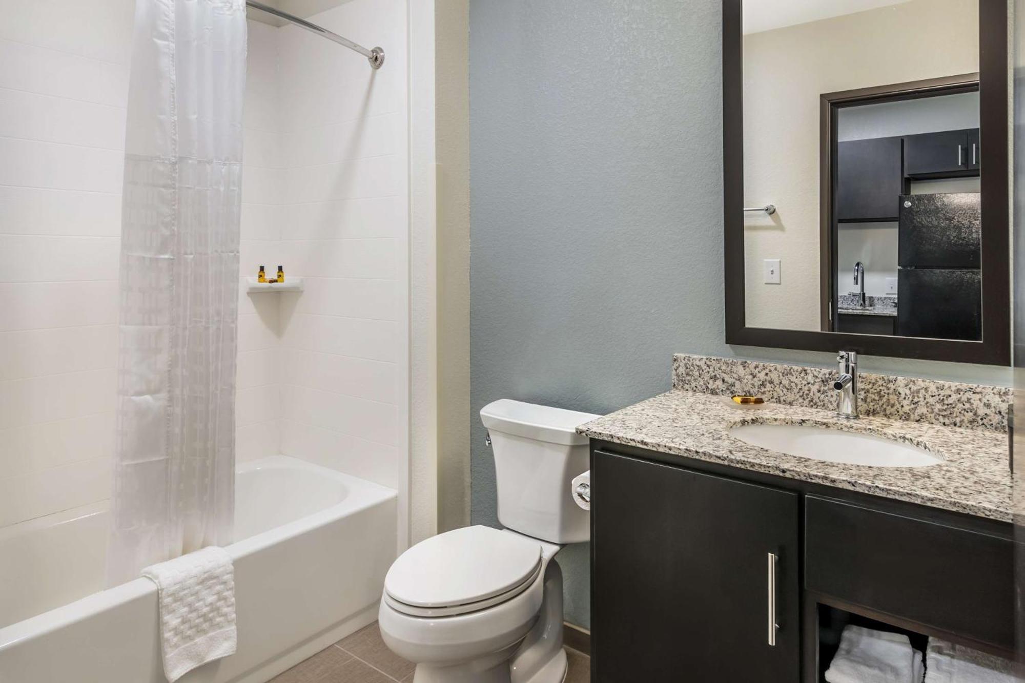 Best Western Plus Bluffton/Hilton Head Hotel Экстерьер фото