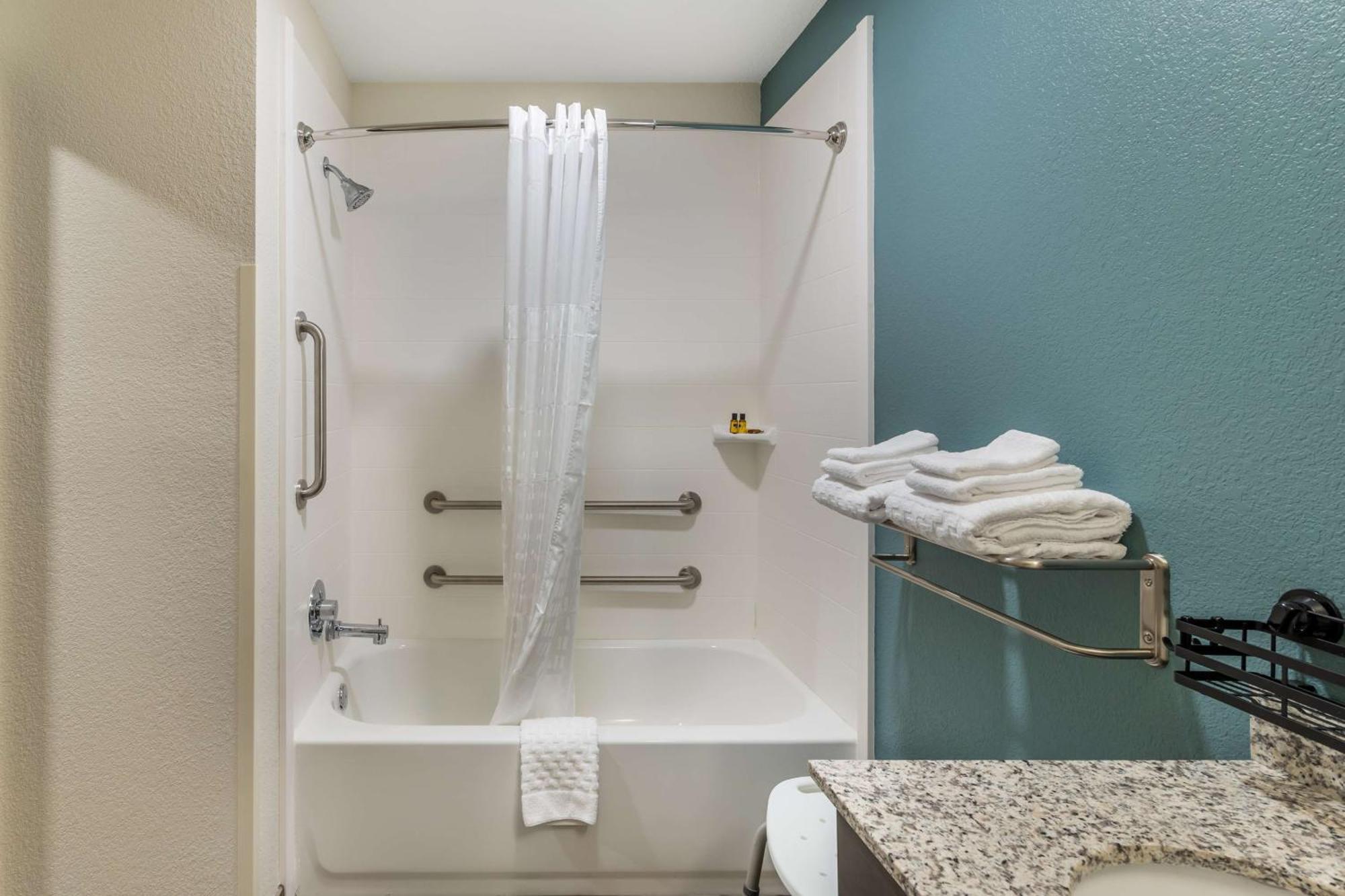 Best Western Plus Bluffton/Hilton Head Hotel Экстерьер фото